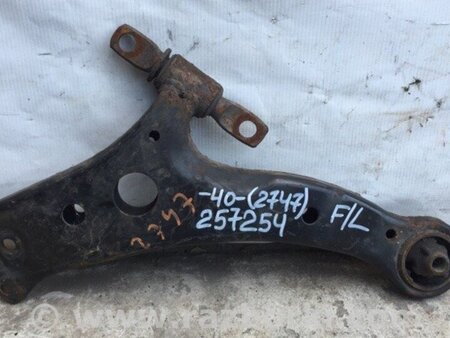 ФОТО Важіль передньої підвіски нижній для Toyota Camry 40 XV40 (06-11) Київ