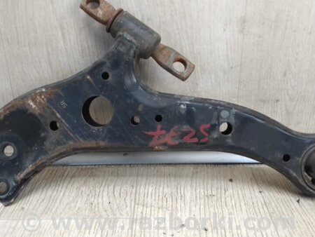 ФОТО Важіль передньої підвіски нижній для Toyota Camry 50 XV50 (11-14) Київ