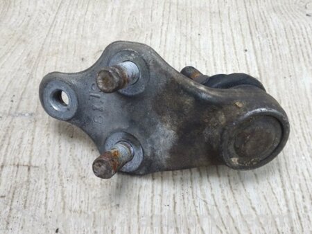 ФОТО Кульова опора для Toyota Camry 50 XV50 (11-14) Київ