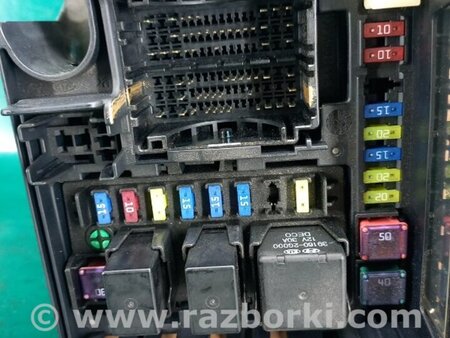 ФОТО Блок запобіжників моторний відсік для Hyundai Sonata VI YF (09-14) Київ