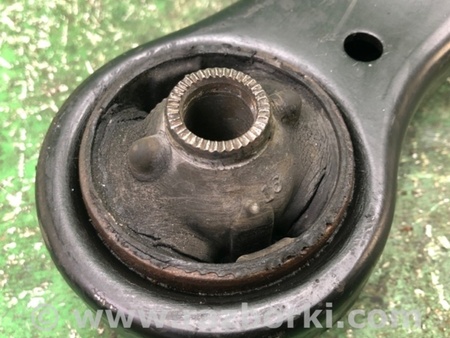 ФОТО Важіль передньої підвіски нижній для Lexus ES300/ES330 (01-06) Київ