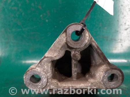 ФОТО Кронштейн двигуна для Volvo S70 Київ