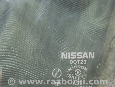 ФОТО Скло дверей глухе для Nissan Tiida/Versa C11 Київ