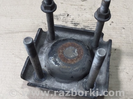 ФОТО Кріплення ресори для Nissan NV200 USA (2013-) Київ