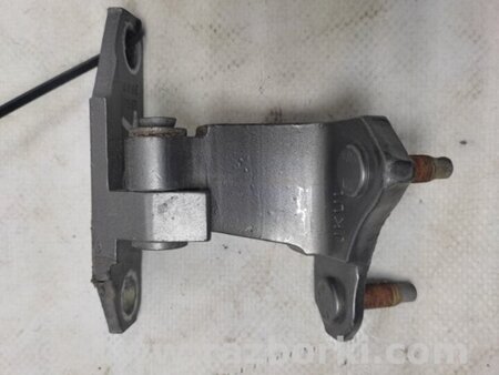 ФОТО Петля двері верхня для Infiniti  G25/G35/G37/Q40 Київ