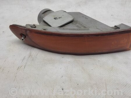 ФОТО Повторювач повороту у бампер для Mazda Xedos 9 Київ