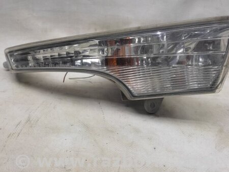 ФОТО Повторювач повороту у бампер для Nissan Altima L33 Київ