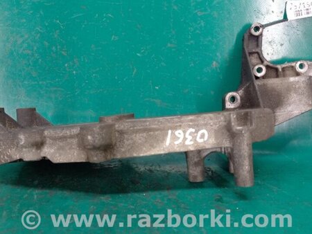 ФОТО Кронтейн генератора для Volvo S70 Київ