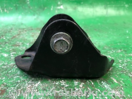 ФОТО кронштейн опори двигуна для Lexus ES300 (96-01) Київ