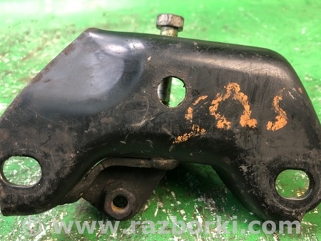 ФОТО кронштейн опори двигуна для Lexus ES300 (96-01) Київ