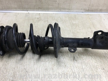 ФОТО Амортизатор для Toyota Matrix (08-14) Київ