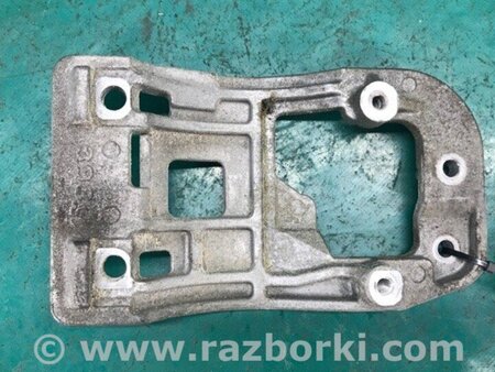 ФОТО Кронштейн компресора кондиціонера для Toyota Solara Київ