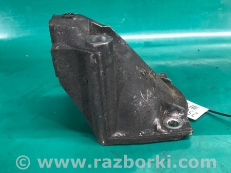 ФОТО Кронштейн двигуна для Lexus IS300 (99-05) Київ