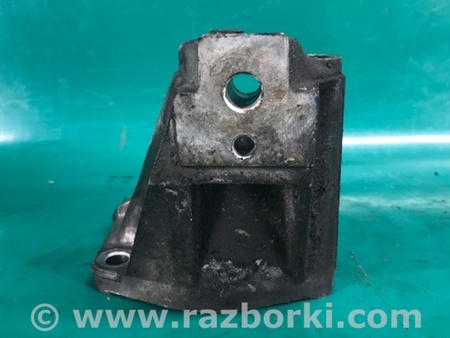 ФОТО Кронштейн двигуна для Lexus IS300 (99-05) Київ