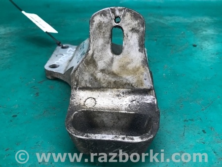 ФОТО кронштейн опори двигуна для Infiniti M35/M45 Київ