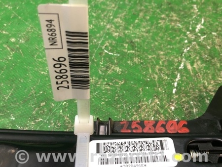 ФОТО Склопідйомник для Volkswagen Passat B7 (09.2010-06.2015) Київ