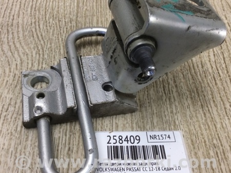 ФОТО Петля двері нижня для Volkswagen Passat CC (01.2012-12.2016) Київ