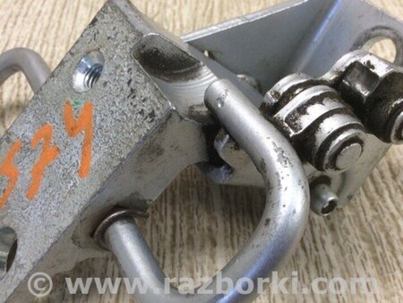 ФОТО Петля двері нижня для Volkswagen Passat CC (01.2012-12.2016) Київ