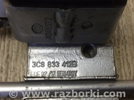 ФОТО Петля двері нижня для Volkswagen Passat CC (01.2012-12.2016) Київ