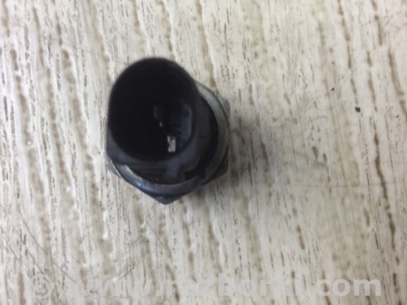 ФОТО Датчик тиску олії ДВЗ для Volkswagen Passat CC (01.2012-12.2016) Київ