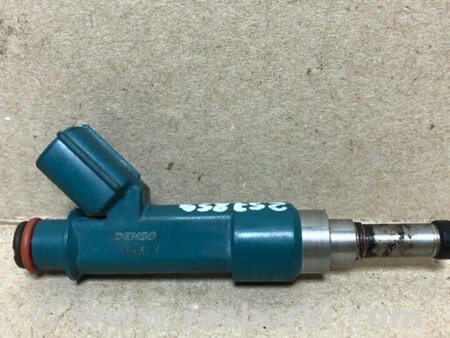 ФОТО Форсунка паливна для Toyota Prius III XW30 (09-15) Київ