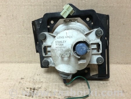 ФОТО Протитуманна фара для Mitsubishi Outlander XL CW (05-12) Київ