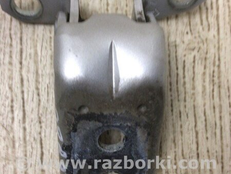ФОТО Петля двері верхня для Nissan Sentra B16 (06-10) Київ