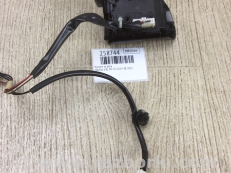 ФОТО Кнопки руля для Mazda 3 II BL (08-13) Київ
