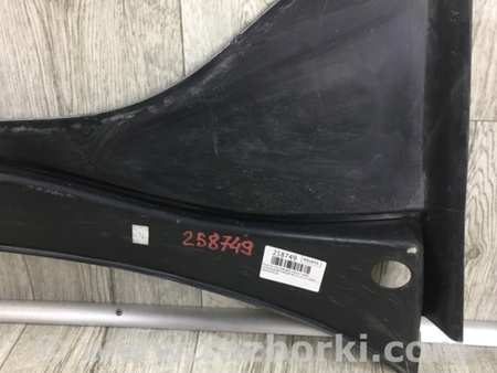 ФОТО Пластик під лобове скло / Жабо для Volkswagen Passat B7 (09.2010-06.2015) Київ