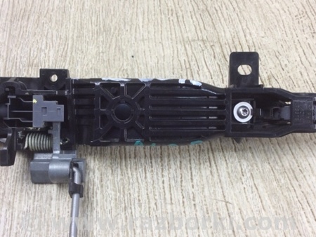 ФОТО Ручка двері зовнішня для Mazda 3 II BL (08-13) Київ