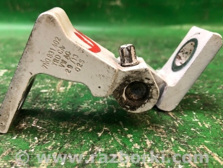 ФОТО Петля двері нижня для Volkswagen Passat B7 (09.2010-06.2015) Київ