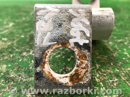 ФОТО Петля двері нижня для Volkswagen Passat B7 (09.2010-06.2015) Київ