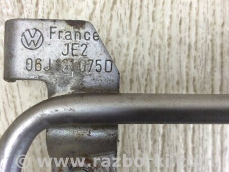 ФОТО Запчастини двигуна для Volkswagen Passat CC (01.2012-12.2016) Київ