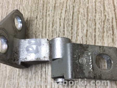 ФОТО Петля двері верхня для Volkswagen Passat CC (01.2012-12.2016) Київ