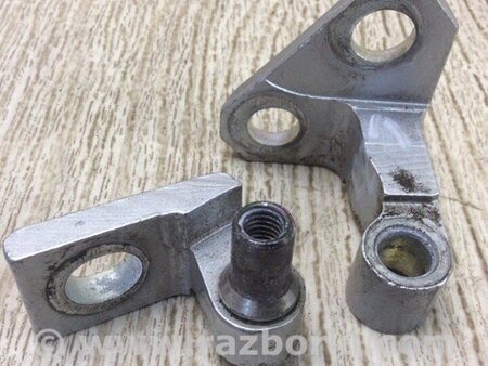 ФОТО Петля двері верхня для Volkswagen Passat CC (01.2012-12.2016) Київ