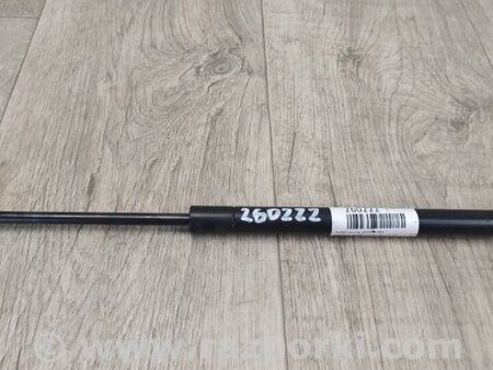 ФОТО Амортизатор капоту для Toyota Camry 30 XV30 (01-06) Київ