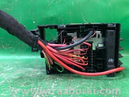 ФОТО Блок запобіжників моторний відсік для Volkswagen Passat B7 (09.2010-06.2015) Київ