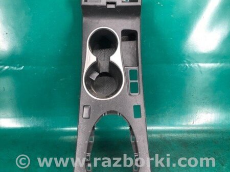 ФОТО Консоль центральна для Nissan Rogue (08-14) Київ