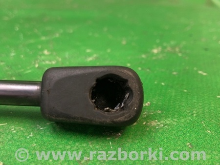 ФОТО Амортизатор капоту для KIA Soul 2 PS (13-18) Київ