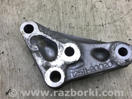 ФОТО Кронтейн генератора для Toyota Solara Київ