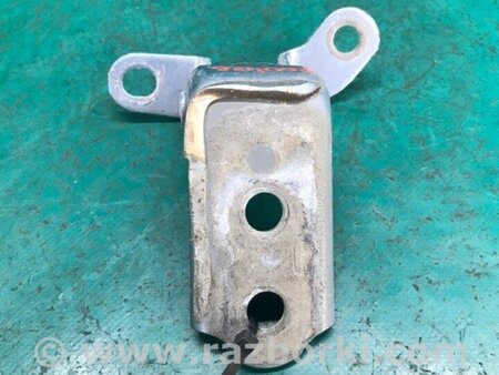 ФОТО Петля двері нижня для Lexus RX300/330/350/400 (03-09) Київ