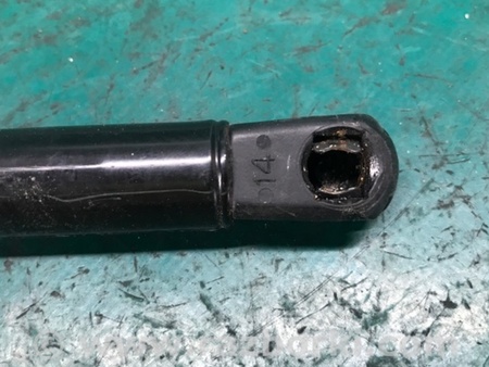 ФОТО Амортизатор капоту для Toyota Solara Київ