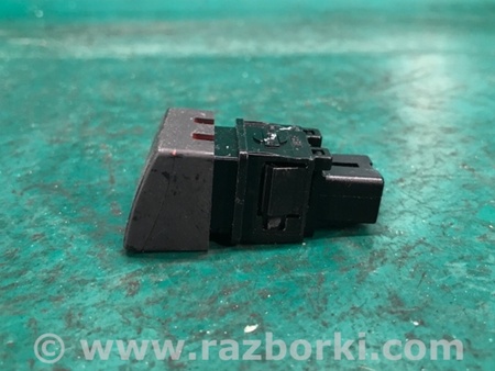 ФОТО Кнопка аварійної сигналізації для Nissan Sentra B17 (12-19) Київ