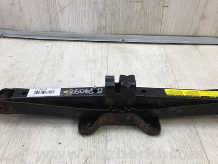 ФОТО Домкрат для Nissan Rogue (08-14) Київ