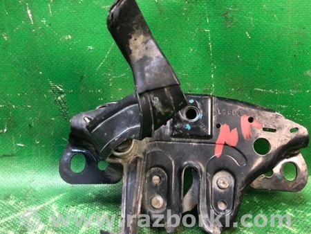 ФОТО Замок капоту для Nissan NV200 USA (2013-) Київ