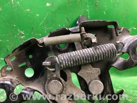 ФОТО Замок капоту для Nissan NV200 USA (2013-) Київ