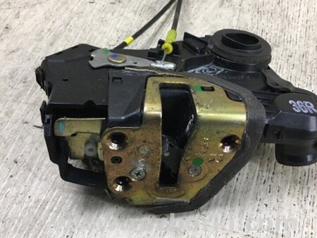 ФОТО Замок двері для Toyota Camry 30 XV30 (01-06) Київ