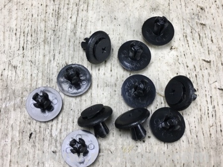 ФОТО Обшивка кришки багажника для Toyota Camry 30 XV30 (01-06) Київ