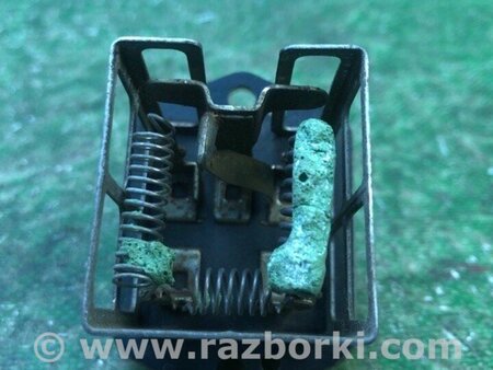 ФОТО Резистор пічки для Nissan Terrano Київ