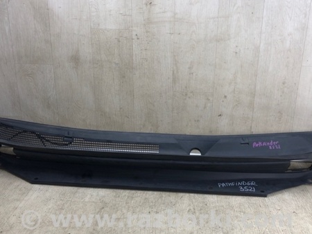 ФОТО Пластик під лобове скло / Жабо для Nissan Pathfinder R52 (12-21) Київ